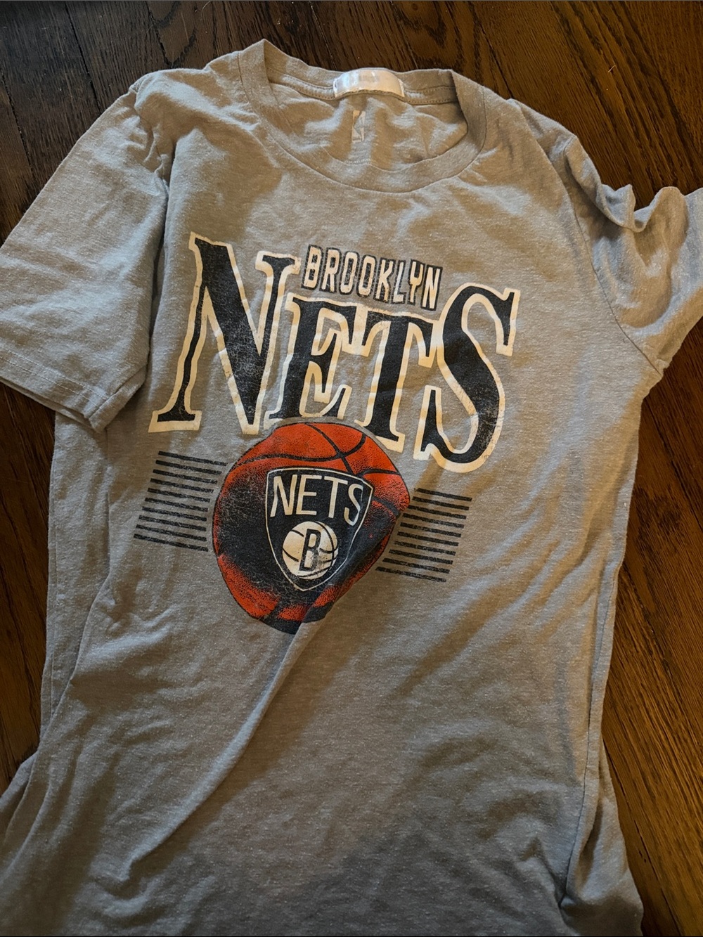 Brooklyn Nets Graphic Tee - Gray with Black & Orange Print
